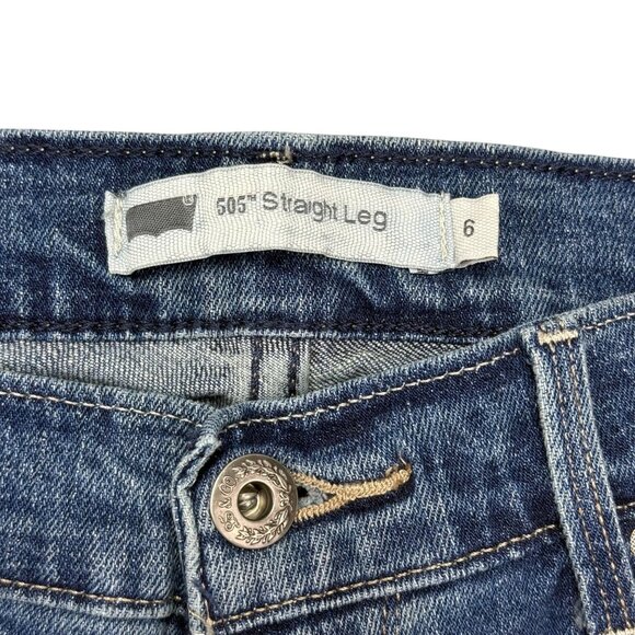 Levis Womens 505 Straight Leg‎ Jeans Size 6 Classic Blue Denim - Picture 3 of 16